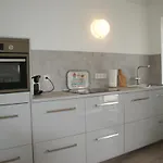 Lindenhof Ruellschau * Maasbull