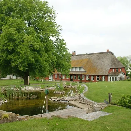Lindenhof Ruellschau * Maasbull (Schleswig-Flensburg)